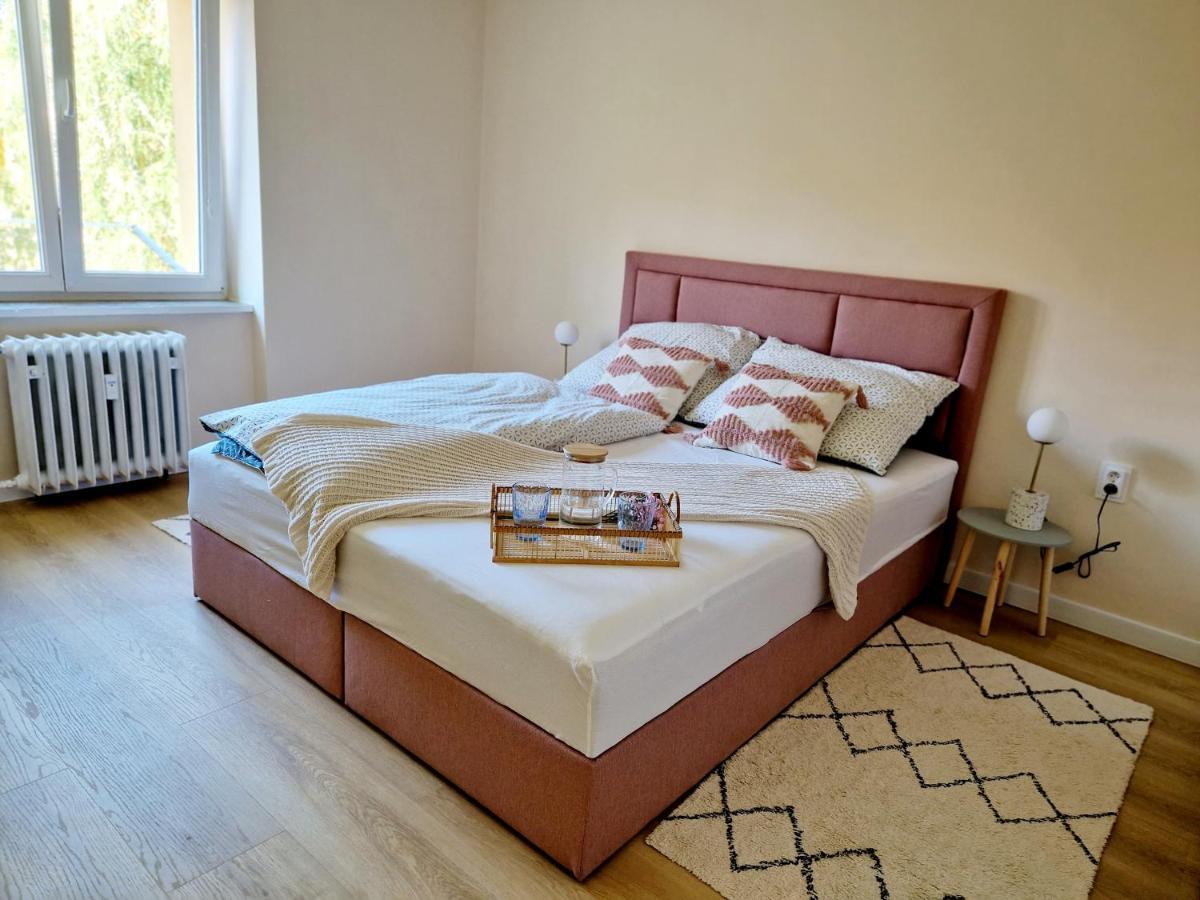 City Center Apartment - Self Check-In Spišská Nová Ves Eksteriør bilde